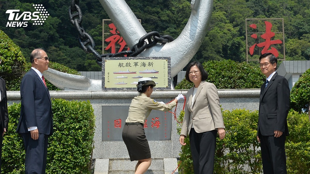 國艦國造 蔡總統:明年國防預算增加183億