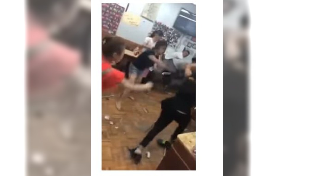 不滿修眉成果女子拒付錢 遭暴打趕出店