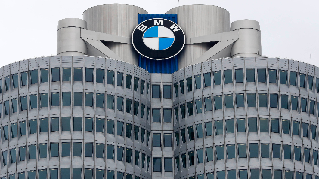 南韓BMW總裁鞠躬道歉 今年已32起火燒車
