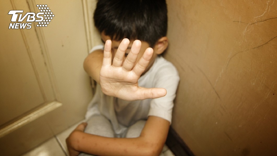 慣犯「出獄52天」再性侵10歲童 遭重判13年!