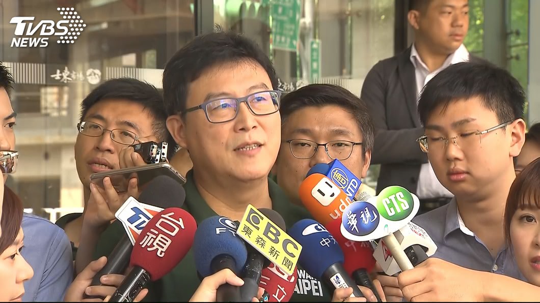 丁守中惹怒單身男 姚文智秒喊「我發3千!」圈粉