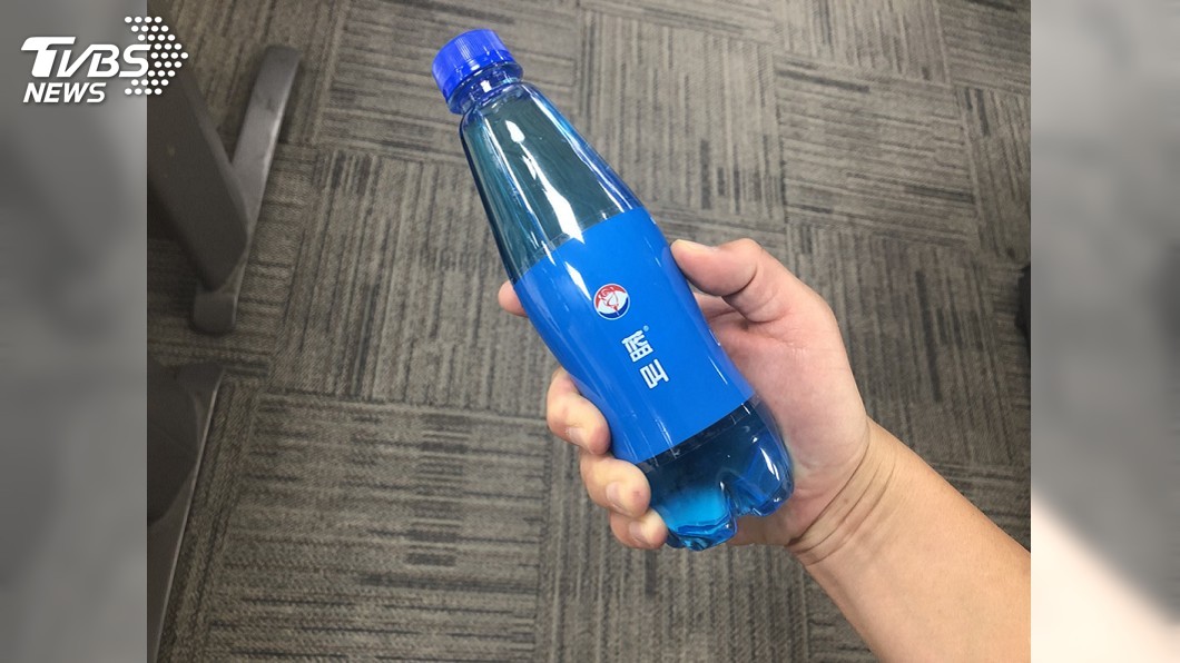 好害羞!大陸這款網紅飲料 叫藍...