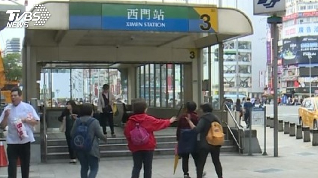 西門捷運爆人潮 房仲:有錢還搶不到店面
