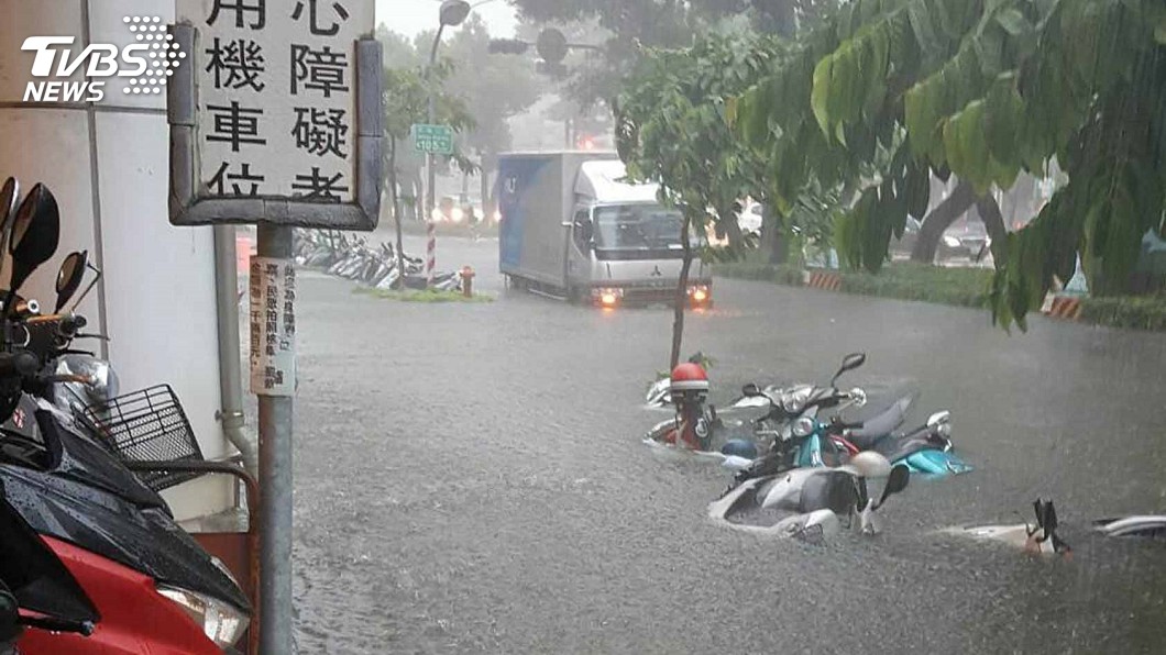 熱帶性低氣壓挾水氣 未達颱風標準仍致災