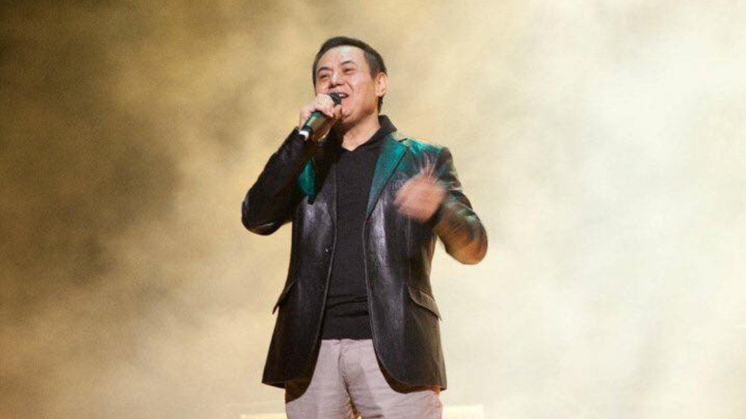 影帝自爆因一杯酒雙耳失聰 演戲只能靠「唇語」