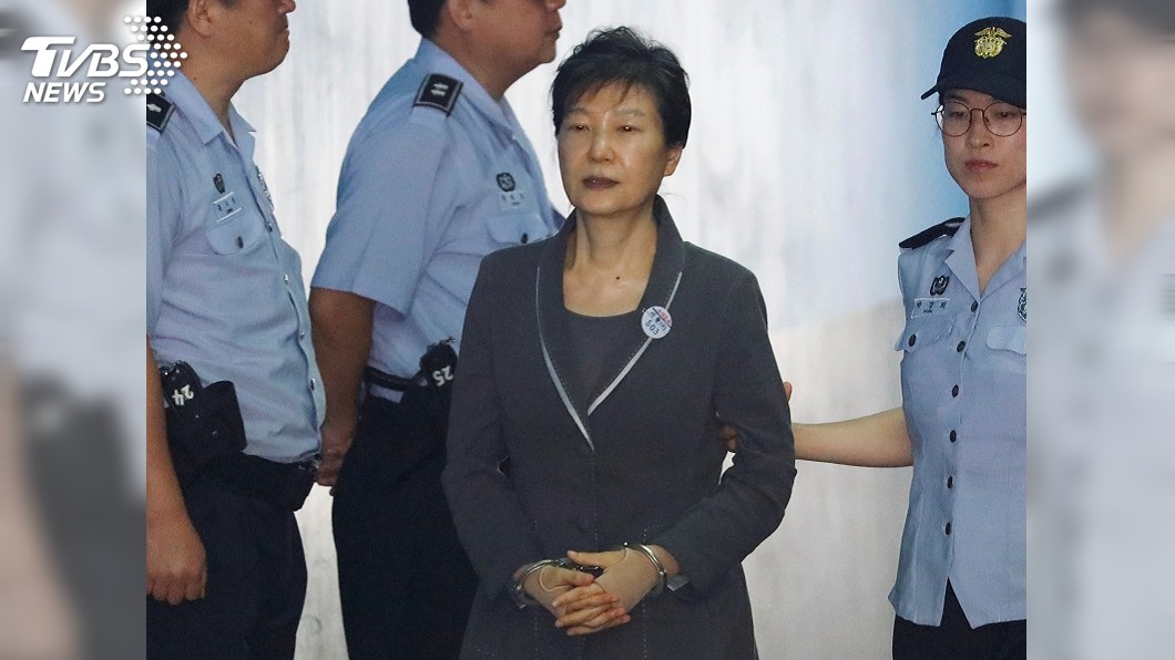 快訊／朴槿惠被加重刑期！被判25年刑期　罰款5.4億
