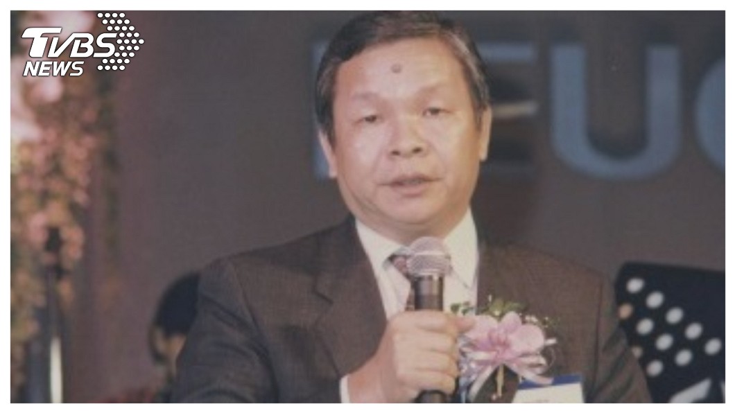 曾在台灣車輛製造及重工業引領風騷的大葉集團創辦人葉松根，七月在家中跌倒不幸辭世。才剛與日本友人相聚時說過「人生70才開始，100歲時再舉杯慶祝」的葉松根竟壯志未酬，業界不勝唏噓。   圖／大葉集團