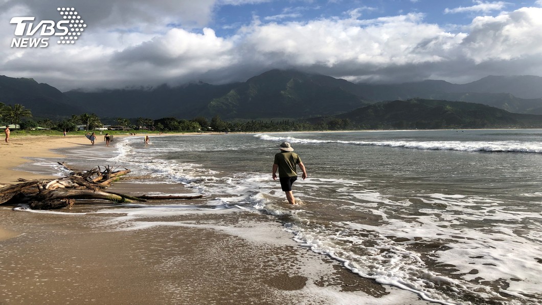 雷恩挾驚人雨量肆虐夏威夷　多處山洪暴發、土石流