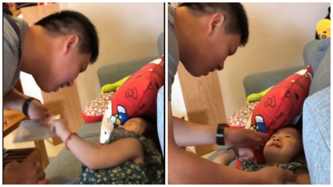 儘管爸爸不斷安撫還說會早點回來陪她,但小女兒就是哭著不讓爸爸離開。(圖/合成圖,柳姓女網友提供)