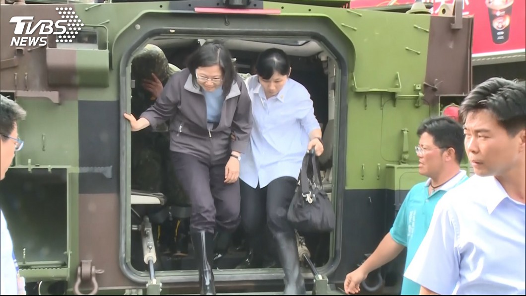 男子造謠總統勘災裝甲兵荷槍實彈 雄檢不起訴