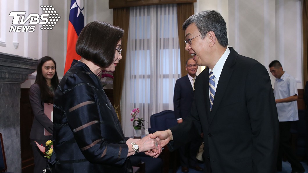 副總統:照顧失智者 政府投入90億元經費