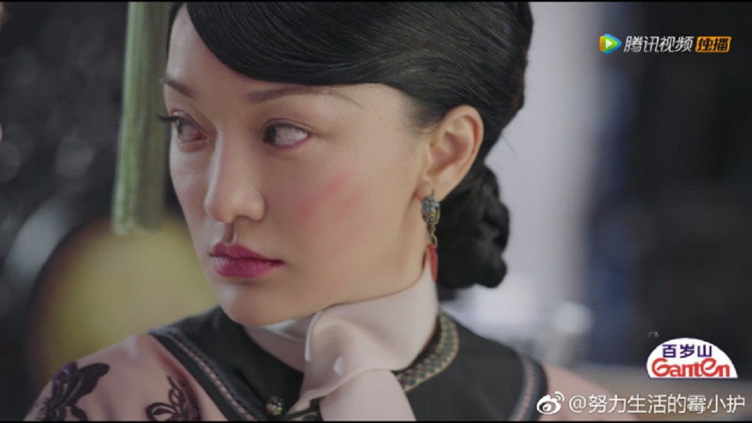 儘管剛開播口碑不如預期,但周迅演技仍獲得好評。圖/翻攝自 努力生活的霉小護微博