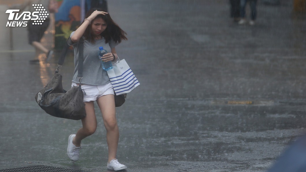 低壓帶及西南氣流加午後對流 17縣市防大雨