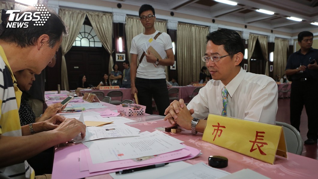 中市五合一選舉 林佳龍委託登記參選市長