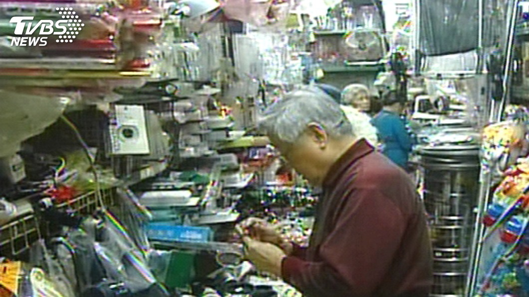 她納悶10元商店「賺得到錢？」內行網友曝真相