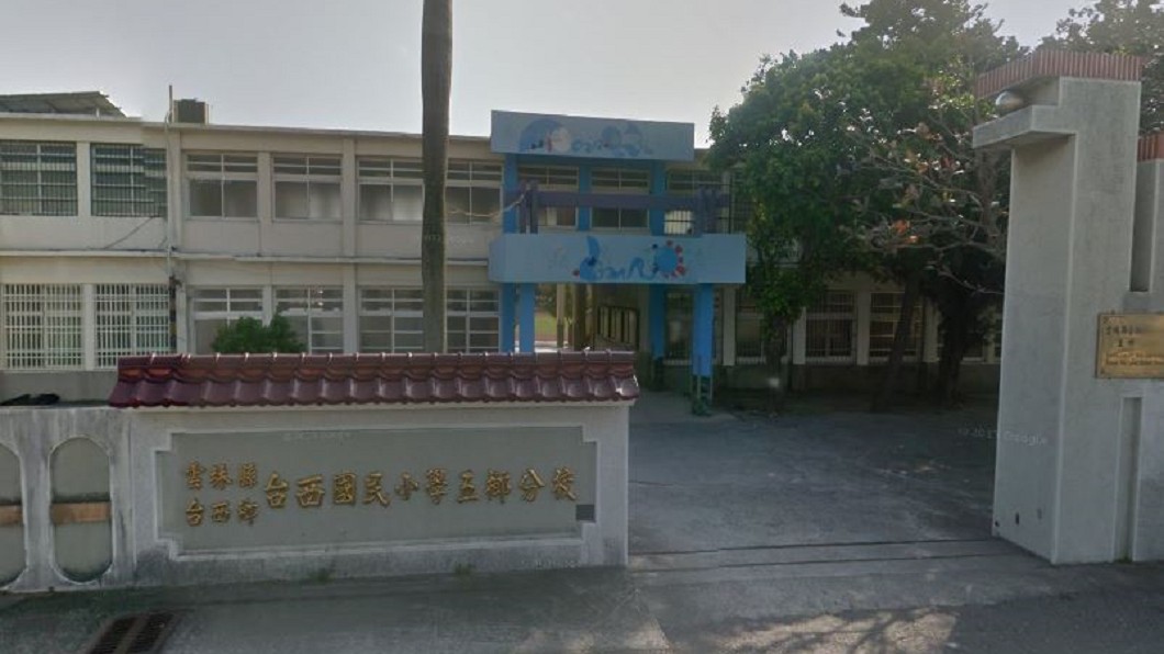 全校剩1人!台西這小學新生掛0 為1對嬤孫撩落去