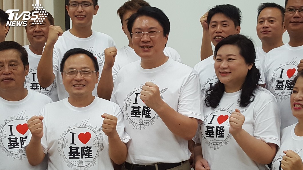 林右昌著白潮T登記參選 盼帶動基隆再次躍進