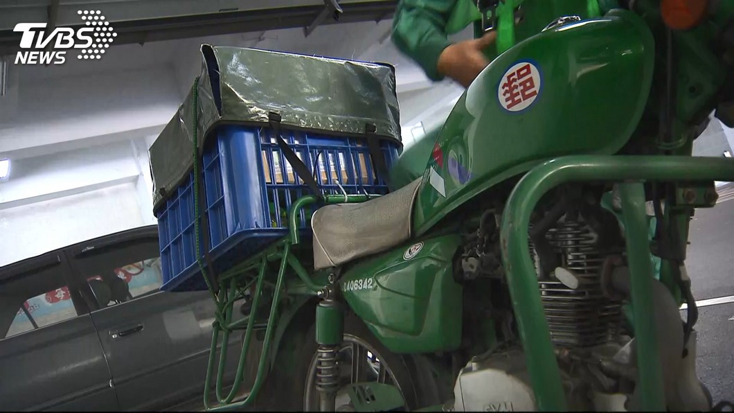 郵務士颱風天涉水送信遭沖走　花縣府允諾立碑紀念
