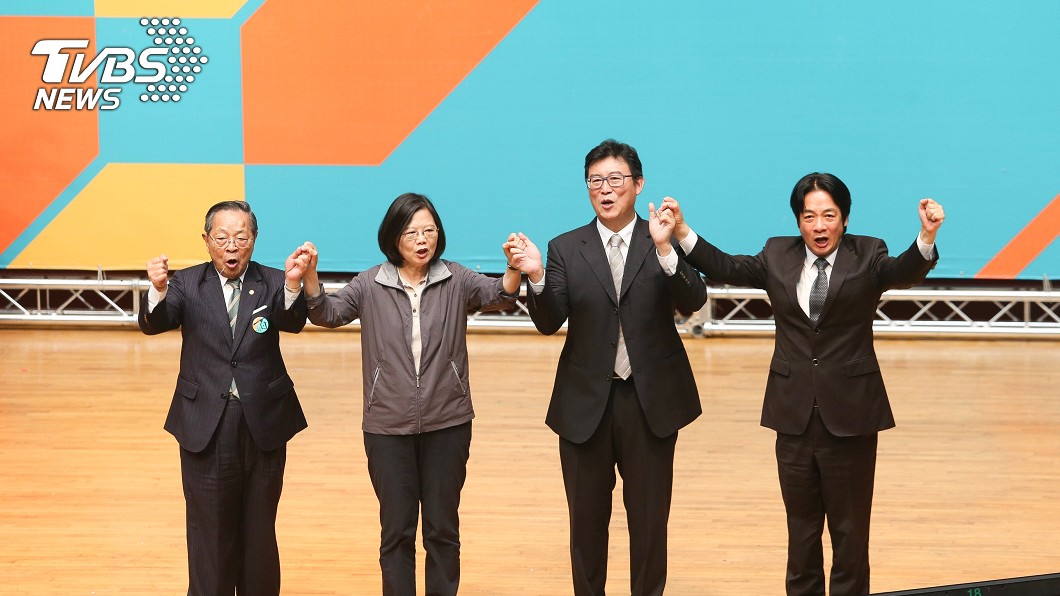 取消軍人節活動跑去輔選 他怒轟小英賴神「口水到處噴」