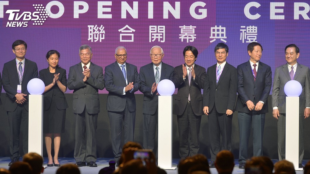 修法解決五缺 賴揆:政府以行動支持半導體產業
