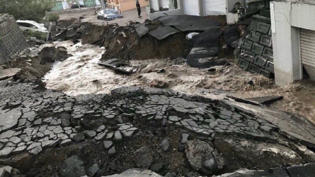 北海道強震!傳5人活埋20人失蹤 房屋塌路崩裂成激流