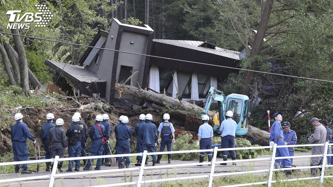 北海道規模6.7強震 民宅倒塌新千歲機場關閉
