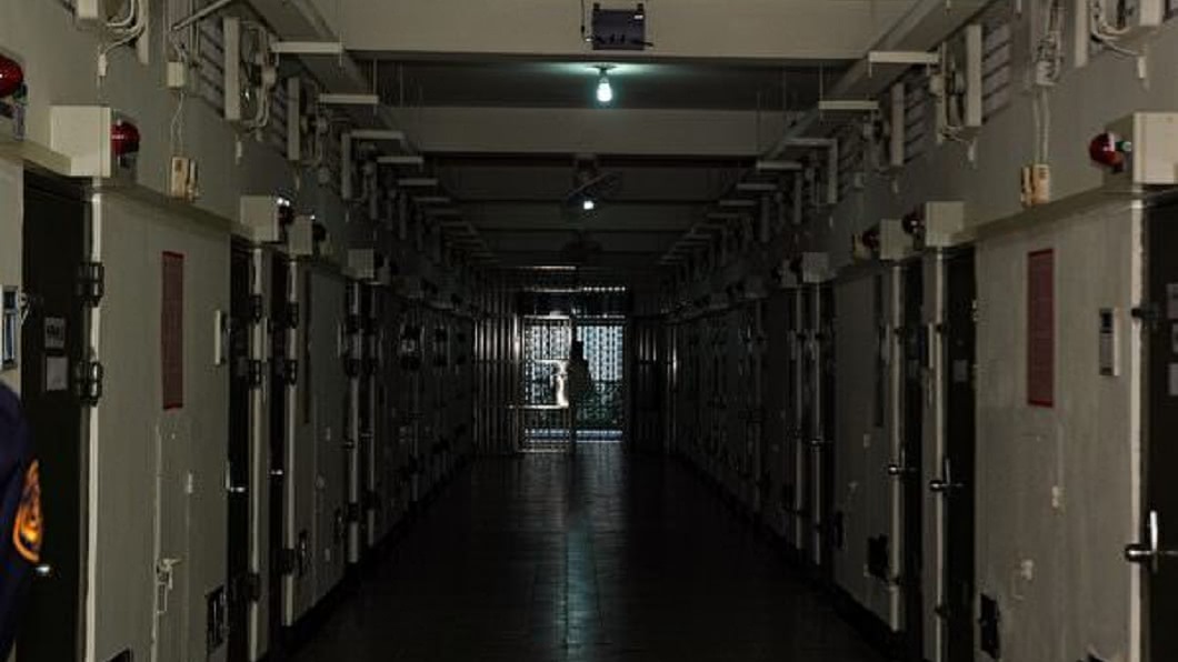 羈押北所4個月…他在室友面前拉屎超屈辱 被告最沒人權