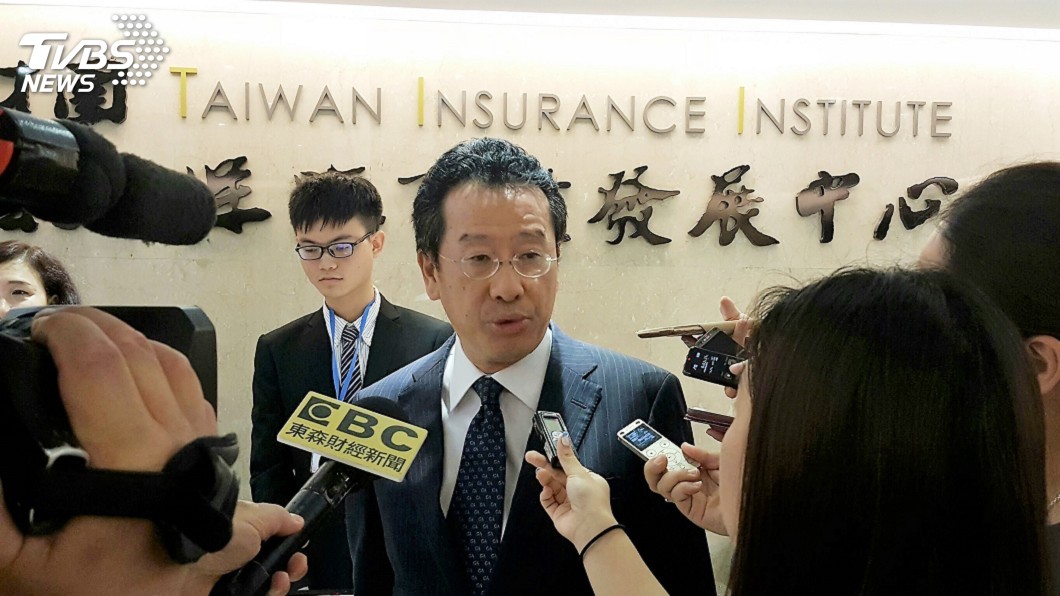 壽險能否參與市場派奪經營權？　顧立雄：研議中