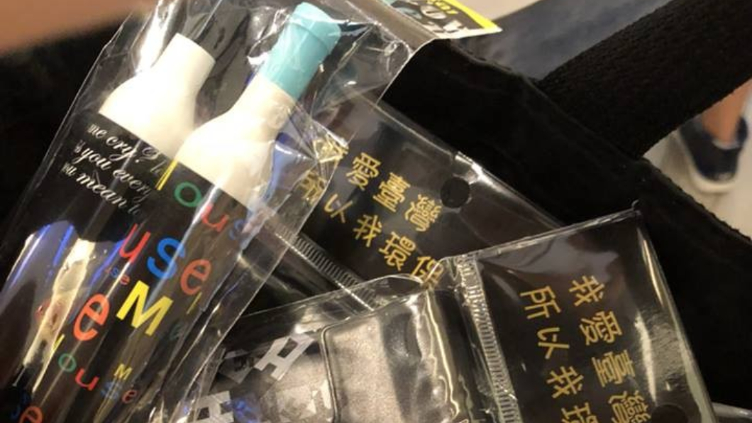 遭推銷愛心筆慘噴1200 港女:傷了我對台灣人的信任