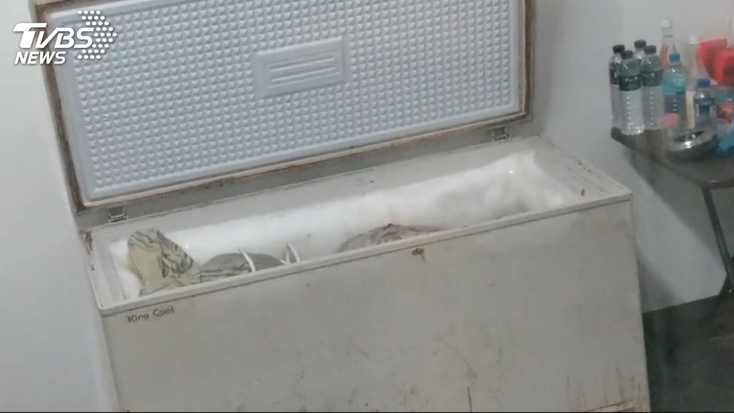 冰櫃藏屍案發生後,有鄰居透露丁姓死者生前愛揮霍,不但敗光4千多萬家產還欠下鉅額債務。(圖/TVBS)