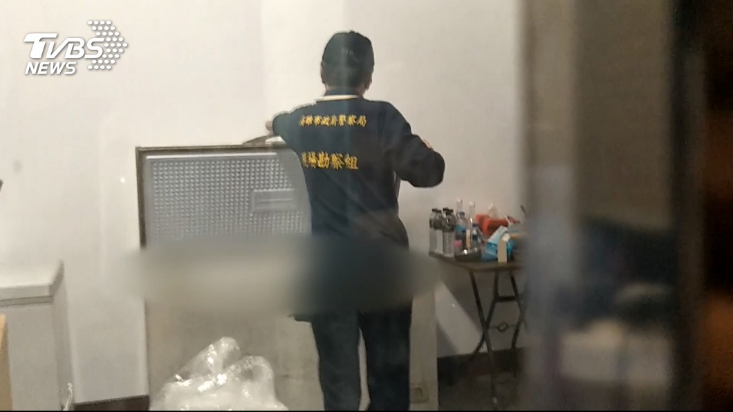 快訊/買兇殺父冰屍3個月 2共犯遭檢方聲押
