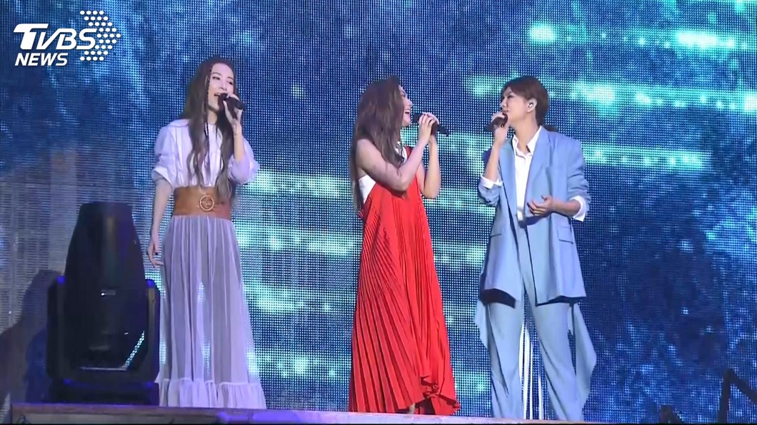 青春的回憶淚水都在這！　S.H.E17週年感動開唱