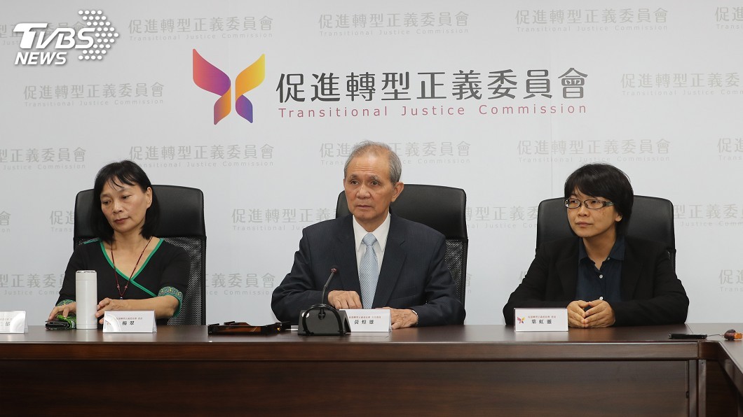 政院盼黃煌雄學到教訓 藍委要促轉會全體請辭