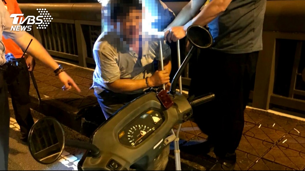 行動不便偷機車 攜拐杖騎贓車遭逮