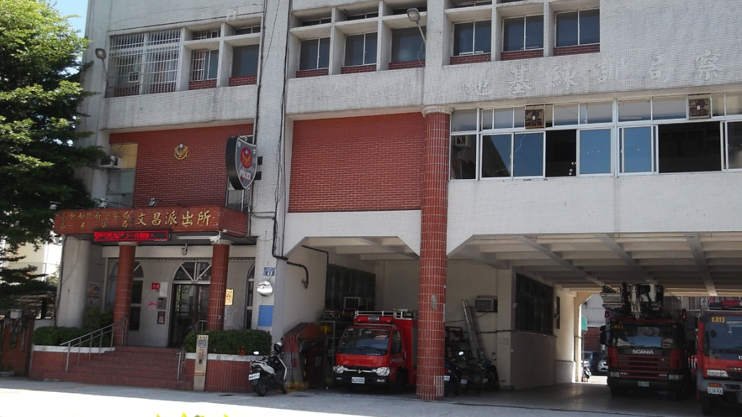 洪男遭陳男持刀割傷,陳男則頭部送醫,第五警分局文昌所將依傷害罪偵辦。(圖/翻攝自Google Map)