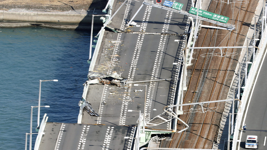 北海道強震經濟損失破百億 關西機場急恢復