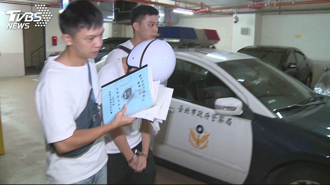廁所毆國中生!他開庭前超驚 躲「法警桌下」還腿軟