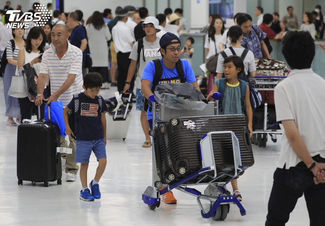 成田機場二航廈大當機 旅客報到陷混亂