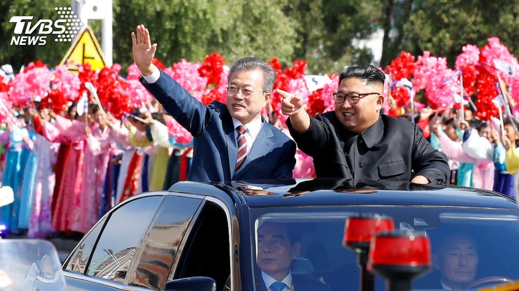最高規格禮遇 金正恩陪文在寅搭車遊街