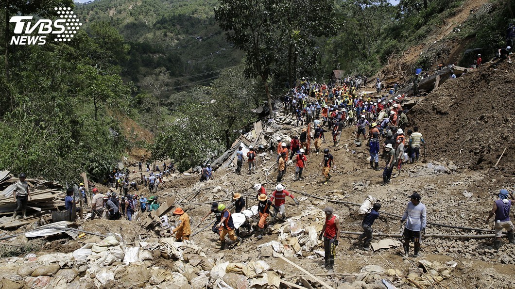 山竹颱風侵襲 菲國74人罹難55人下落不明