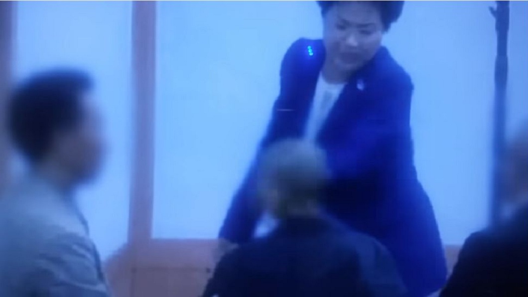 恐怖女牧師!逼少女掌摑母親 令信徒狂毆老翁7百下