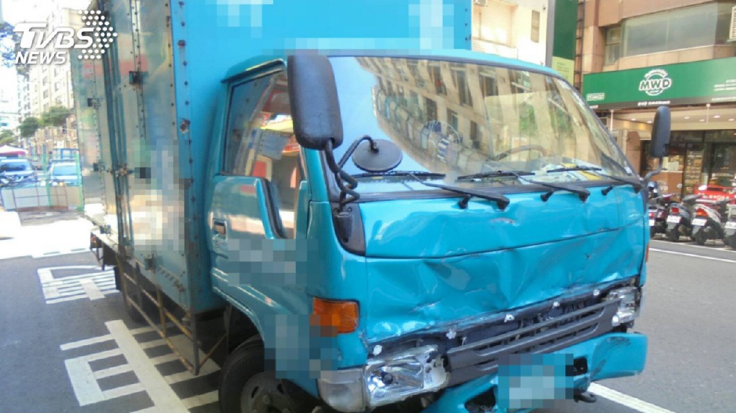 肇事貨車。圖/TVBS