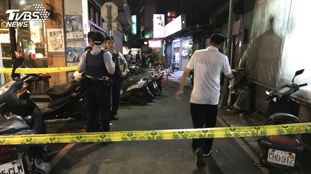 萬華槍案竟是放煙火示威　9人到案說明