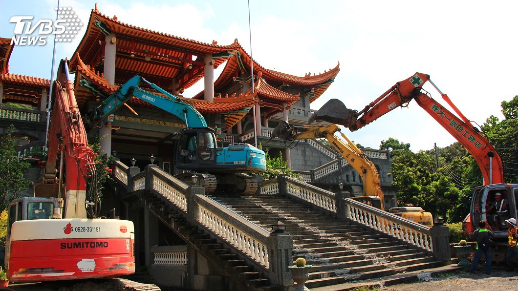 24小時不間斷 擬一週拆除碧雲禪寺1694坪違建