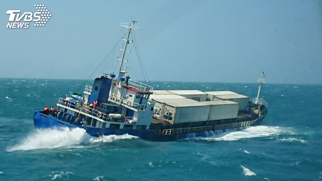 外籍貨輪澎湖七美海域進水 9人棄船獲救