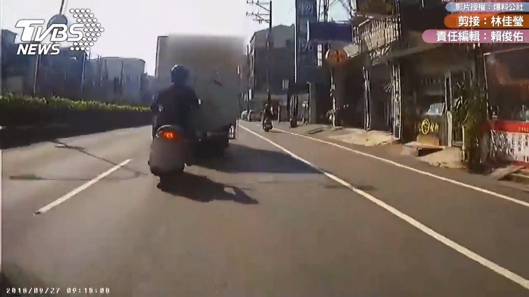 貨車蛇行「20秒換道7次」險撞騎士 店家臉書道歉