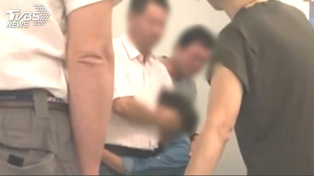 酒駕撞死台大生　家屬見兇手慟罵「跪下來用爬的！」