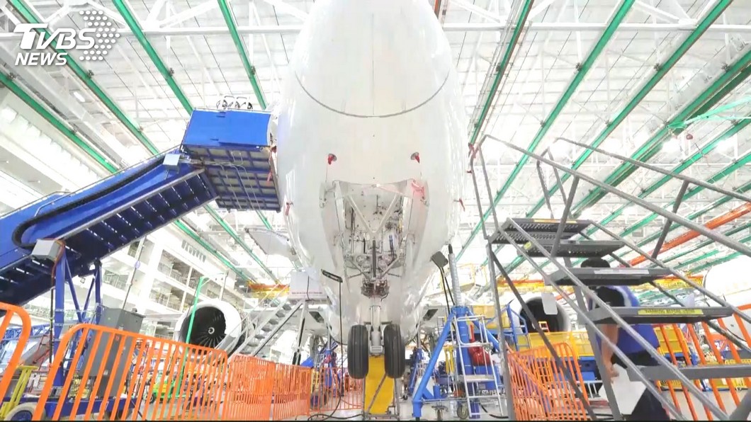 首開放！直擊波音南卡廠　組裝「夢幻客機」