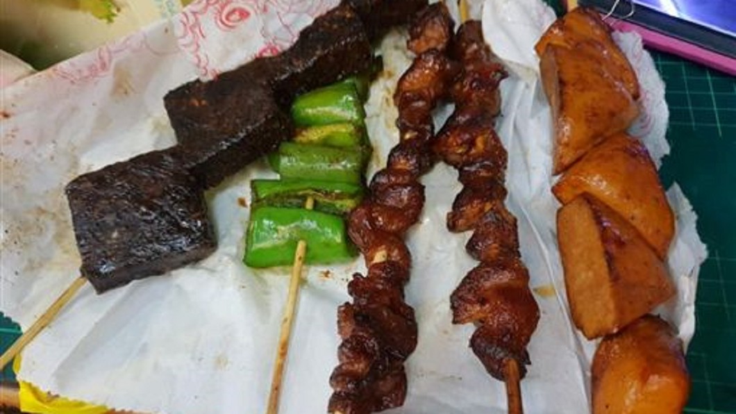 5串2百元!內湖737燒烤爆天價 她嘆:可買2個便當