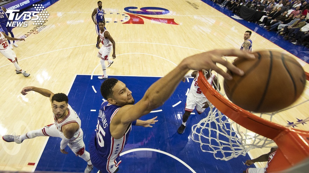 NBA西蒙斯本季首次大三元 助76人大勝公牛